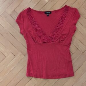 bebe Red Embellished V-Neck Short Sleeve Tee